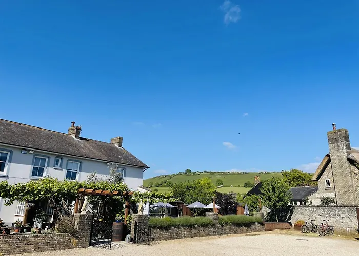 The Greyhound Inn